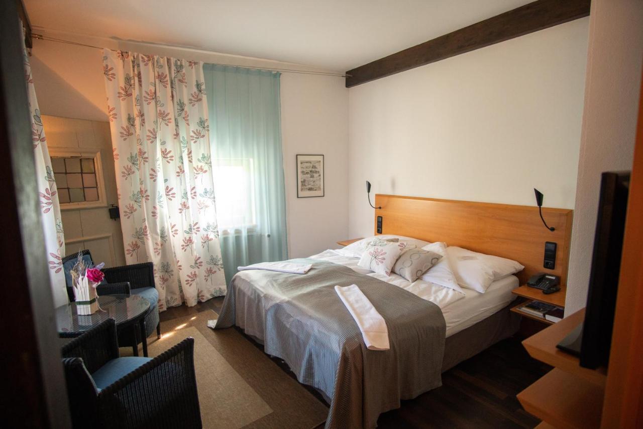 Restaurant & ****Hotel Hoeerhof Idstein Εξωτερικό φωτογραφία